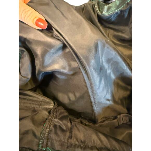 Vintage Laura Ashley Green Velvet and Taffeta Dress - Size 14 - Picture 15 of 16